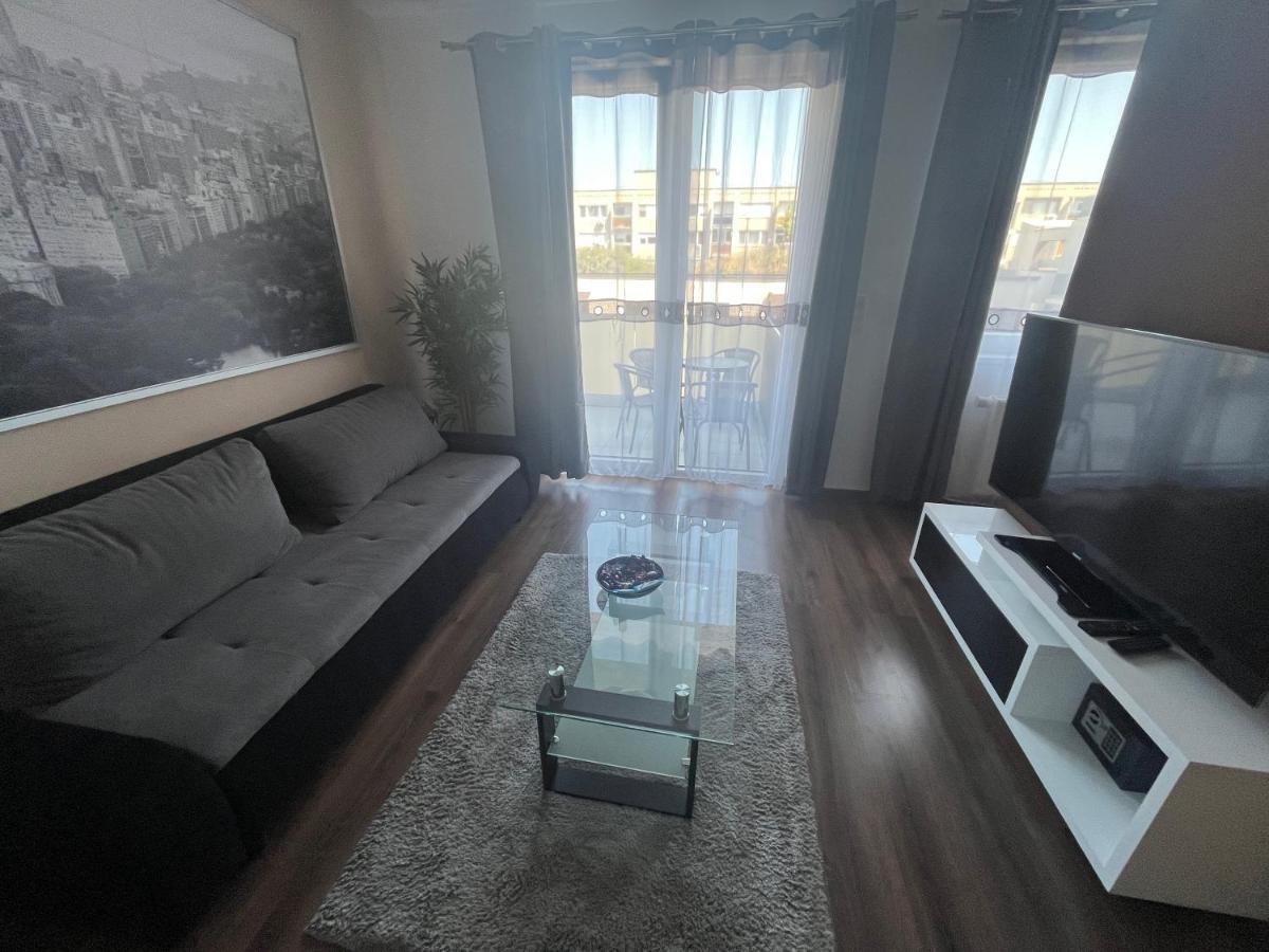 Mega Sale - Book Now - Corvin Royal Apartments Budapest Exterior foto